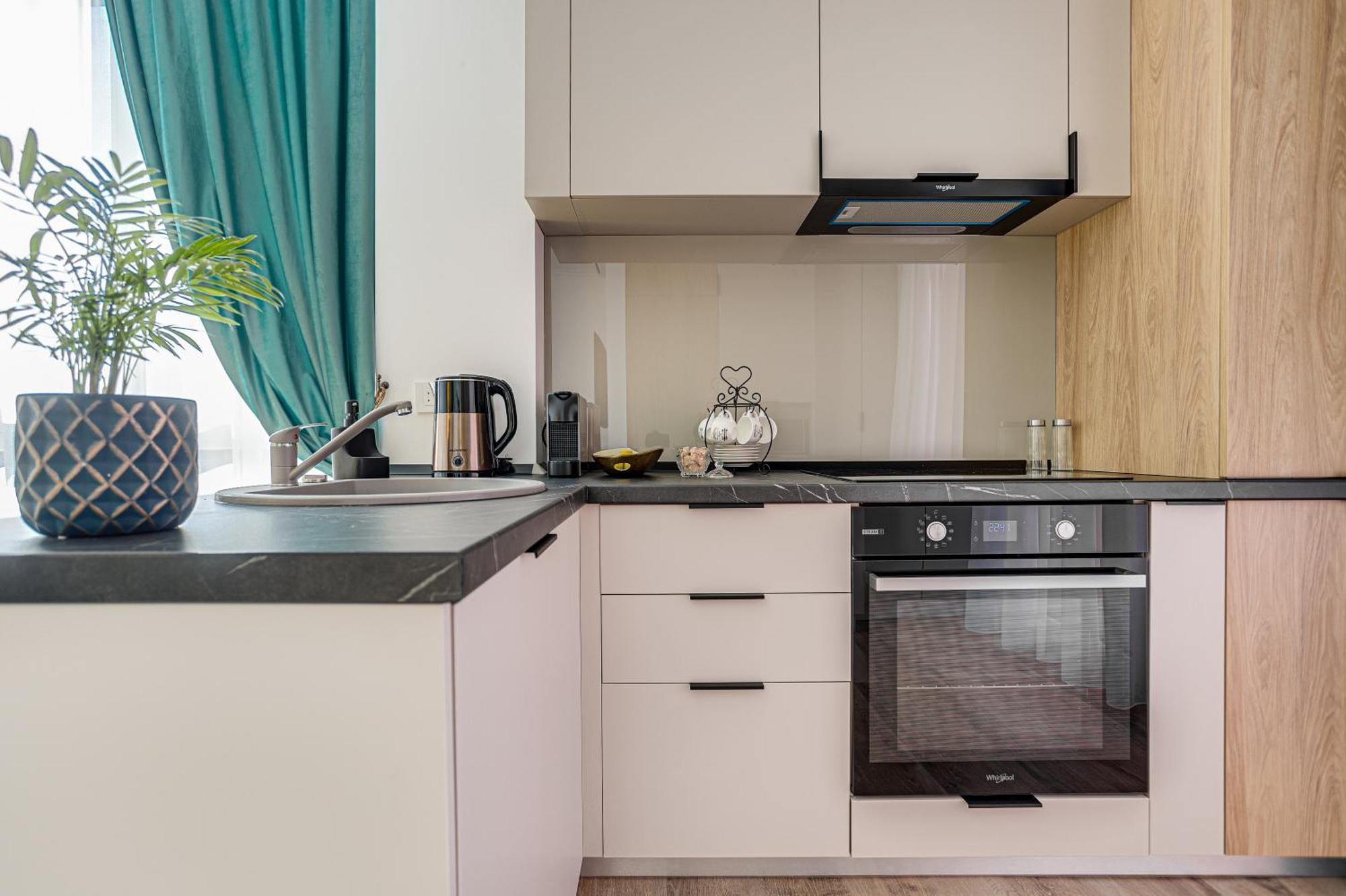 Ari - Afi Mall Luxurious Apartments With Free Parking Arad Exteriör bild